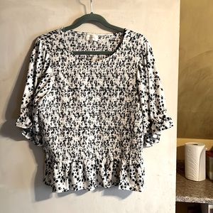 Never worn black /off white blouse xlg MELLODAY